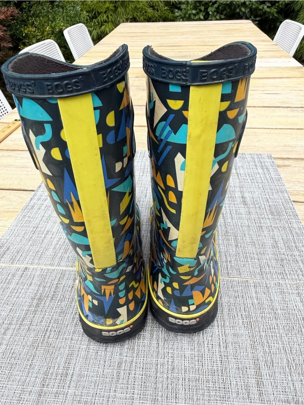 BOGS Sparse Geo Pattern Kids Rain Boots, Navy / Multi | Youth 5
